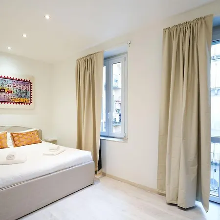 아파트 Amedeo House