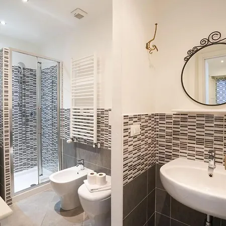 아파트 Amedeo House